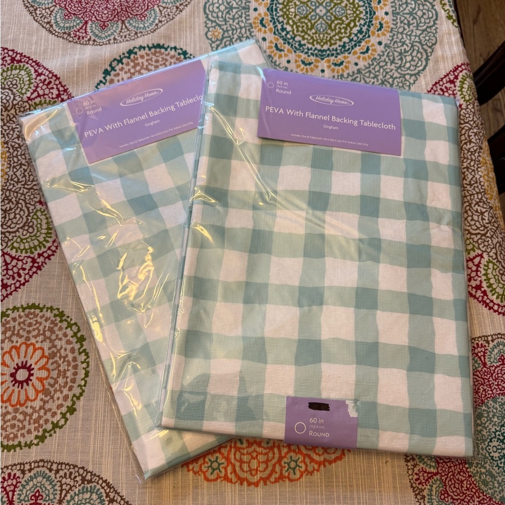 2 NWT Holiday Home light blue/white Gingham Round Tablecloths